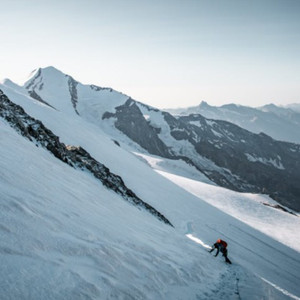 寡妇肥奶大屁股好紧
